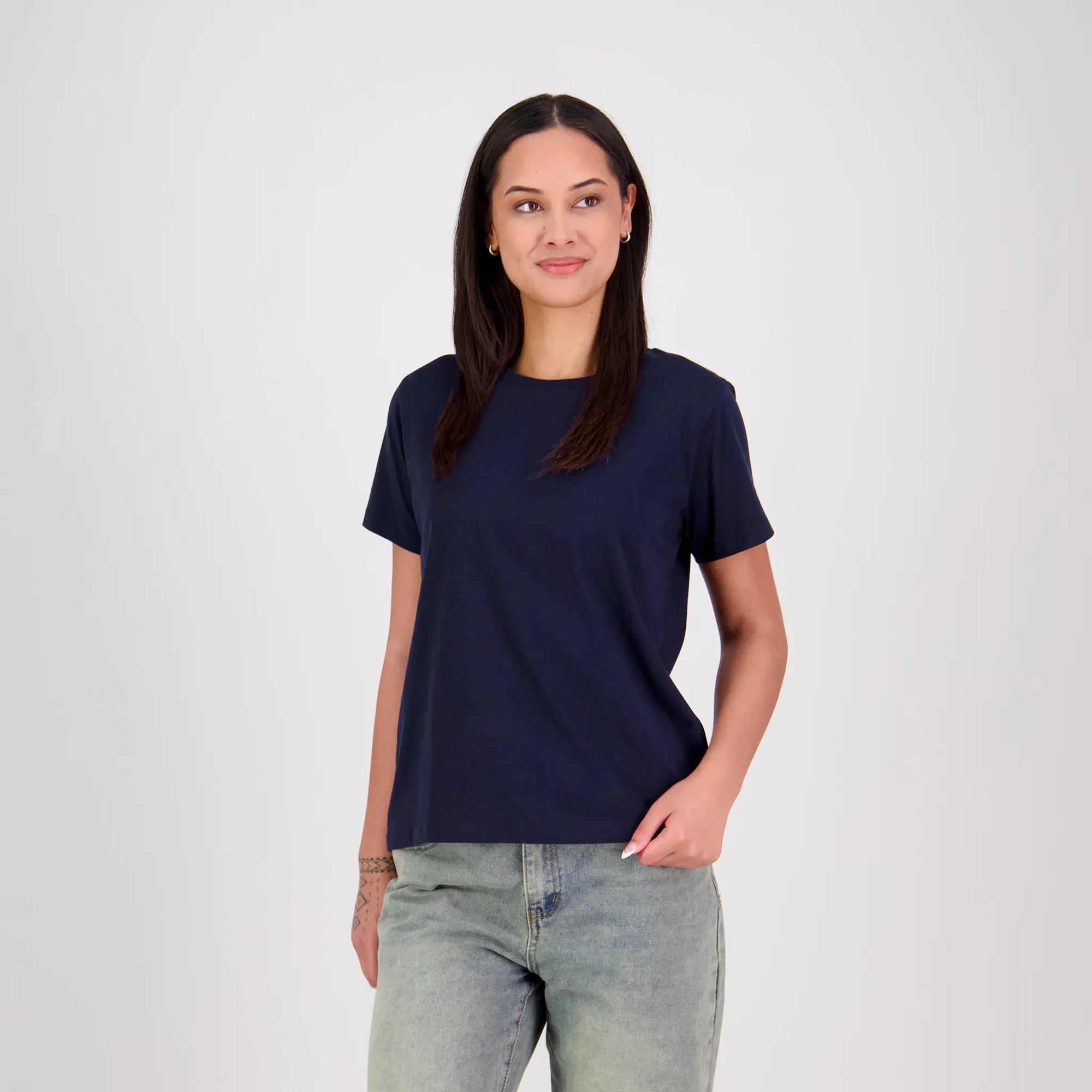 Silhouette Tee V2 - Womens